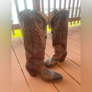 Shyanne Cowgirl boots, real leather.